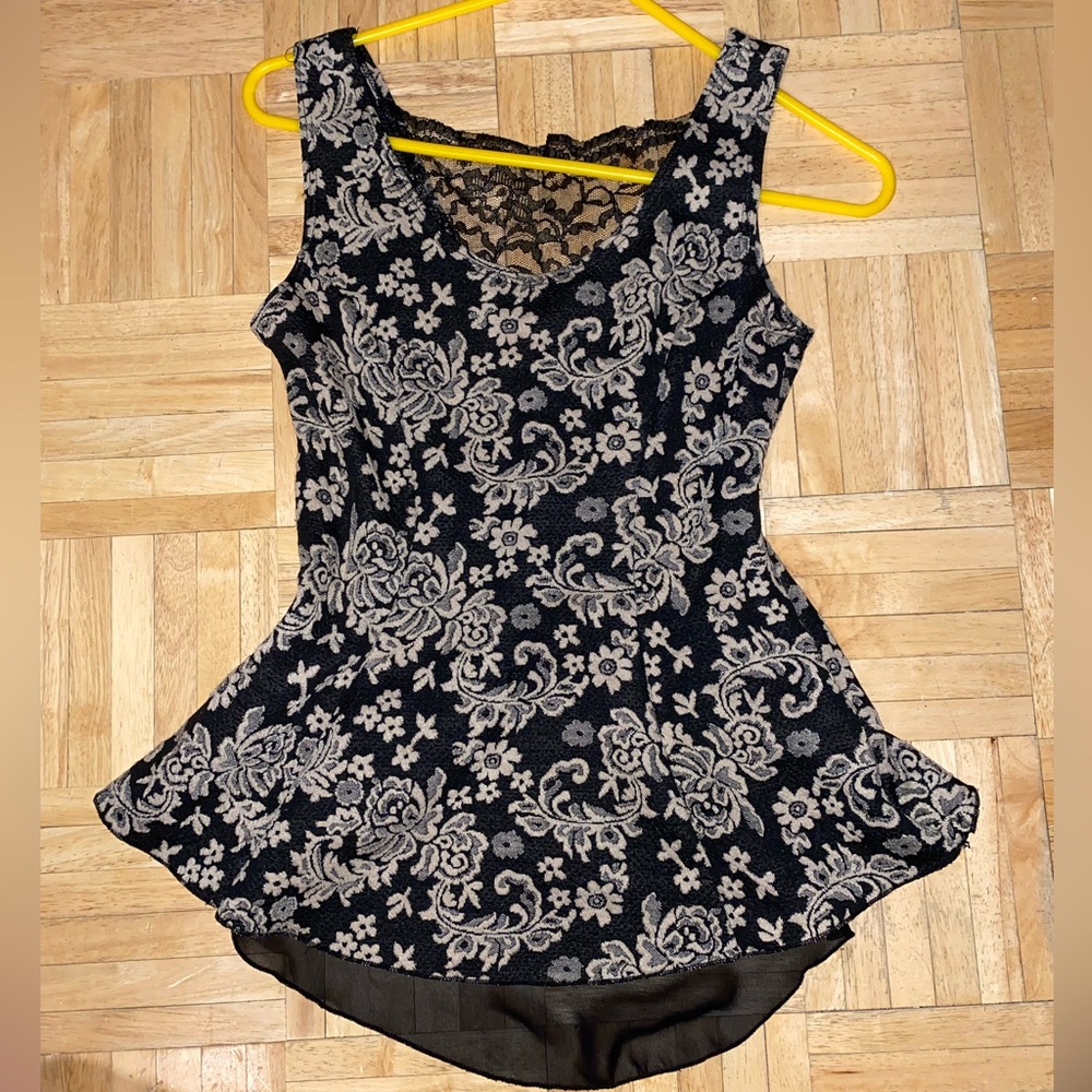 Sleeveless Black and Cream Floral Lace-Back Peplum Camisole